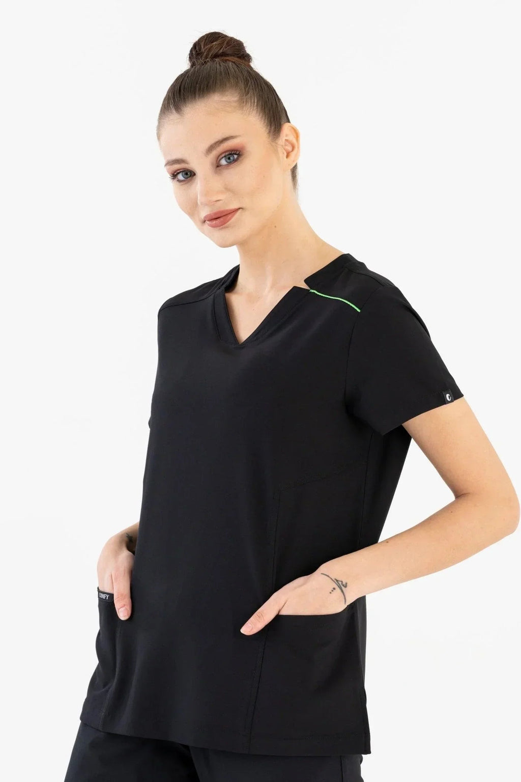 Comfy Master – Victoria Siyah Kadın Medikal Üniforma Tek Üst - Comfy Master 2025