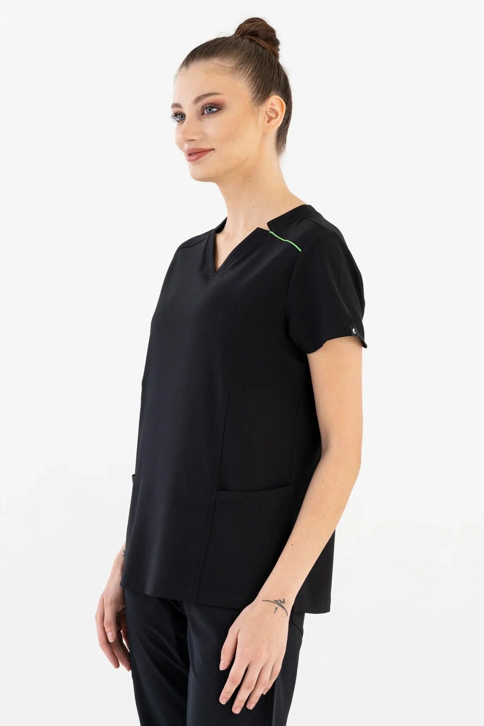 Comfy Master – Victoria Siyah Kadın Medikal Üniforma Tek Üst - Comfy Master 2025