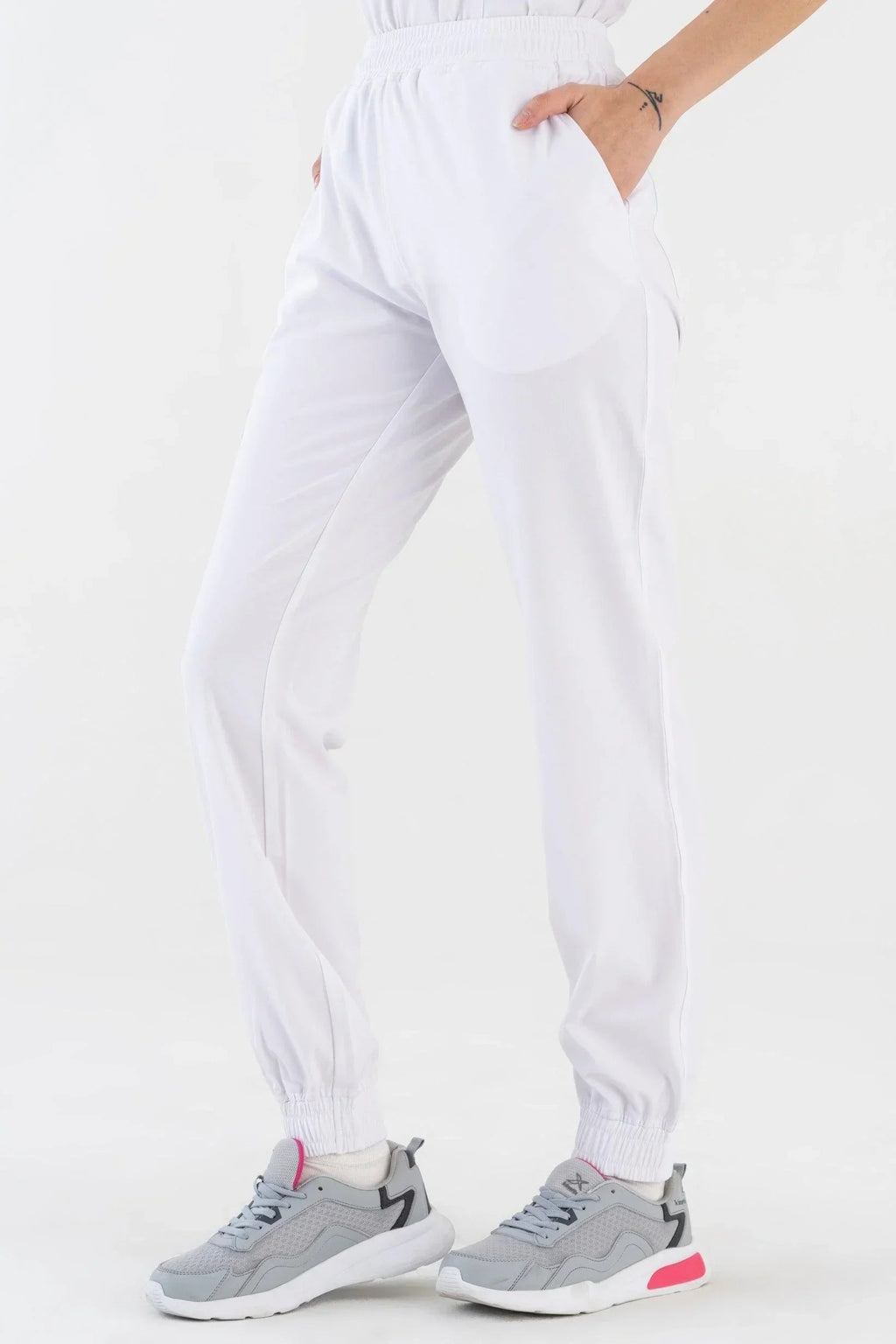 Comfy Master – Sierra Beyaz Kadın Kargo Jogger Medikal Üniforma Tek Alt - Comfy Master 2025
